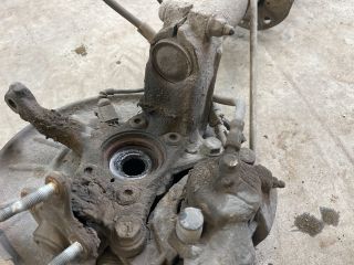 bontott VW GOLF PLUS Bal Gólyaláb Csonkállvánnyal