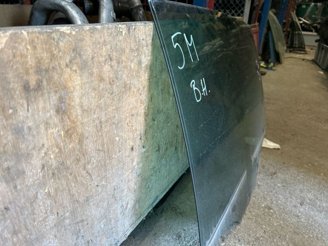 bontott VW GOLF PLUS Bal hátsó Ablak