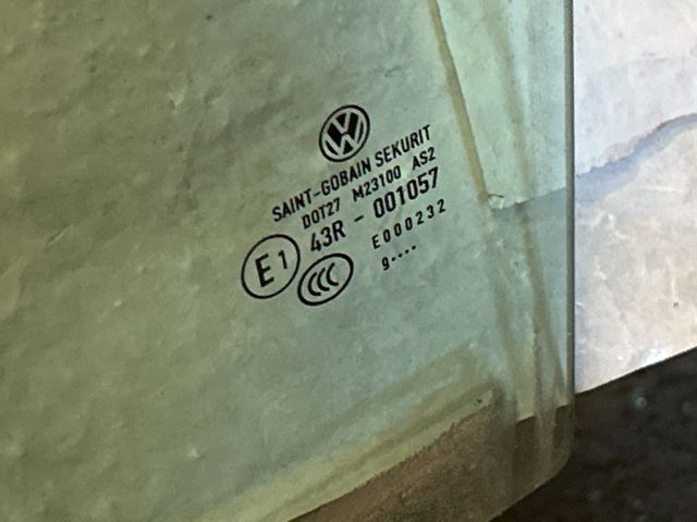 bontott VW GOLF PLUS Bal hátsó Ablak