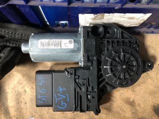 bontott VW GOLF PLUS Bal hátsó Ablakemelő Motor