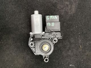 bontott VW GOLF PLUS Bal hátsó Ablakemelő Motor