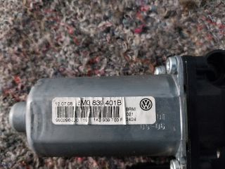 bontott VW GOLF PLUS Bal hátsó Ablakemelő Motor