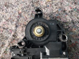 bontott VW GOLF PLUS Bal hátsó Ablakemelő Motor