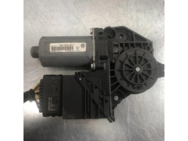 bontott VW GOLF PLUS Bal hátsó Ablakemelő Motor