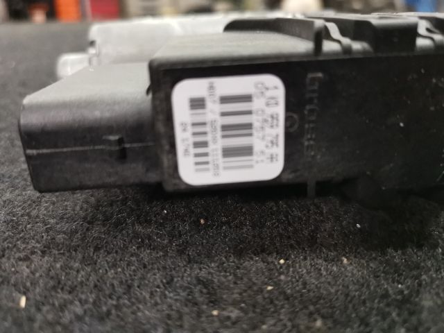 bontott VW GOLF PLUS Bal hátsó Ablakemelő Motor