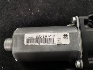 bontott VW GOLF PLUS Bal hátsó Ablakemelő Motor