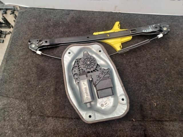 bontott VW GOLF PLUS Bal hátsó Ablakemelő Szerkezet (Elektromos)