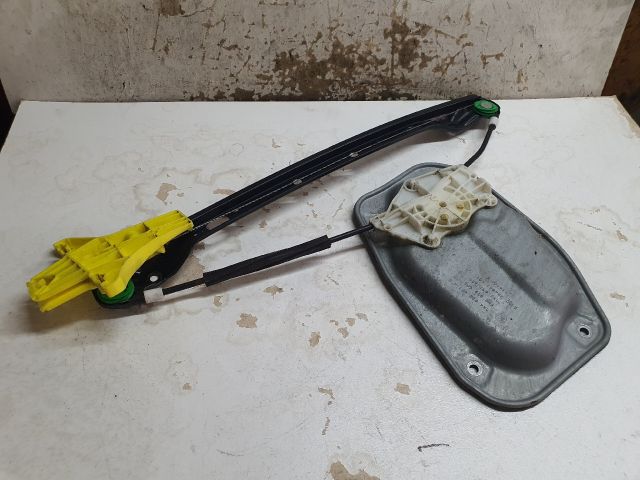 bontott VW GOLF PLUS Bal hátsó Ablakemelő Szerkezet (Elektromos)