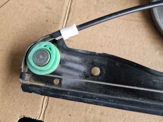 bontott VW GOLF PLUS Bal hátsó Ablakemelő Szerkezet (Elektromos)