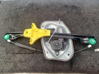 bontott VW GOLF PLUS Bal hátsó Ablakemelő Szerkezet (Elektromos)