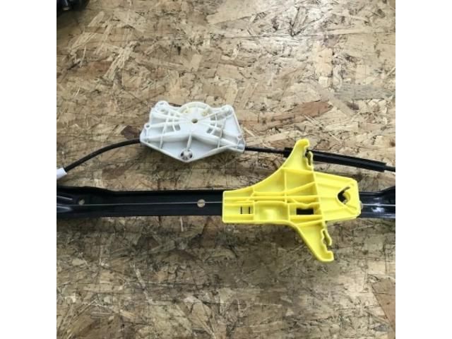 bontott VW GOLF PLUS Bal hátsó Ablakemelő Szerkezet (Elektromos)