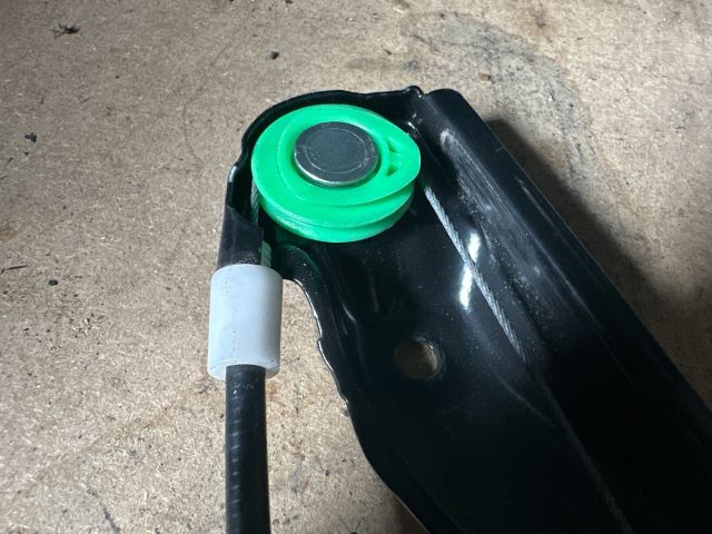 bontott VW GOLF PLUS Bal hátsó Ablakemelő Szerkezet (Elektromos)