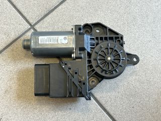 bontott VW GOLF PLUS Bal hátsó Ablaktörlő Motor