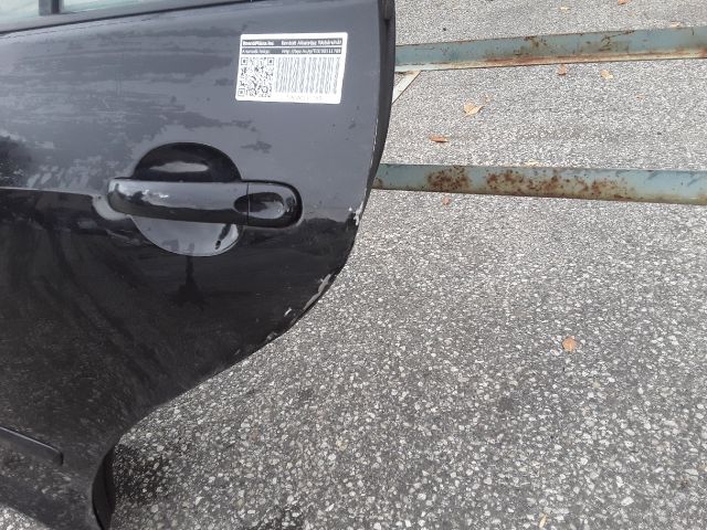 bontott VW GOLF PLUS Bal hátsó Ajtó (Részeivel)