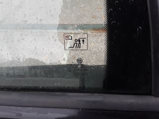 bontott VW GOLF PLUS Bal hátsó Ajtó (Részeivel)