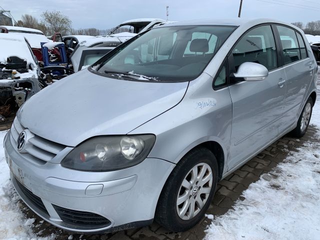 bontott VW GOLF PLUS Bal hátsó Ajtó (Részeivel)