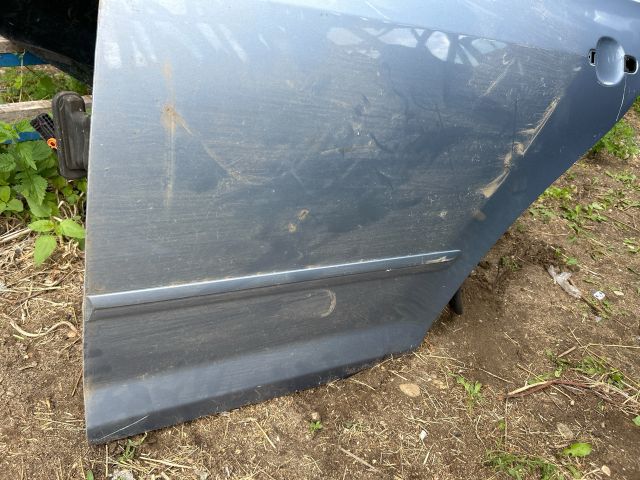 bontott VW GOLF PLUS Bal hátsó Ajtó (Üres lemez)