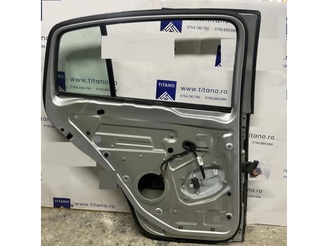 bontott VW GOLF PLUS Bal hátsó Ajtó (Üres lemez)