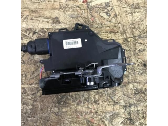 bontott VW GOLF PLUS Bal hátsó Ajtózár