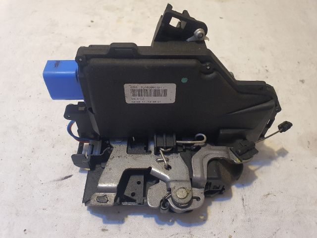 bontott VW GOLF PLUS Bal hátsó Ajtózár