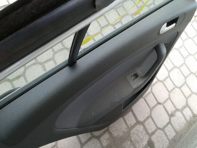 bontott VW GOLF PLUS Bal hátsó Ajtózár