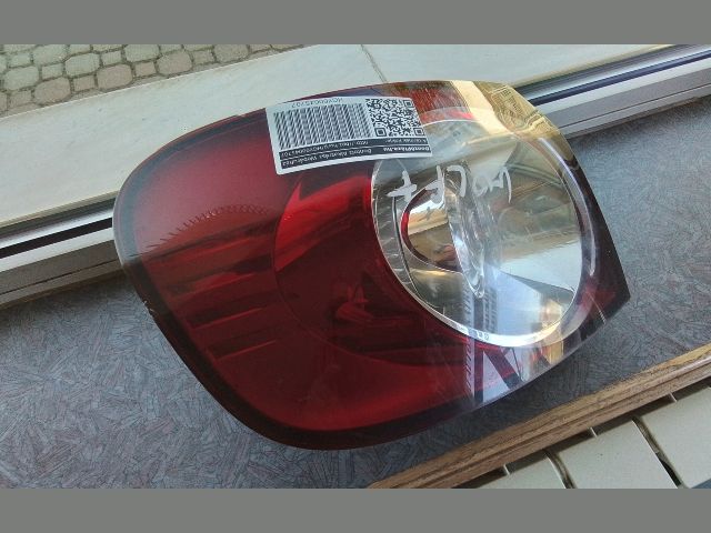 bontott VW GOLF PLUS Bal Hátsó Lámpa