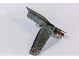 bontott VW GOLF PLUS Bal hátsó Sárvédő Gumi