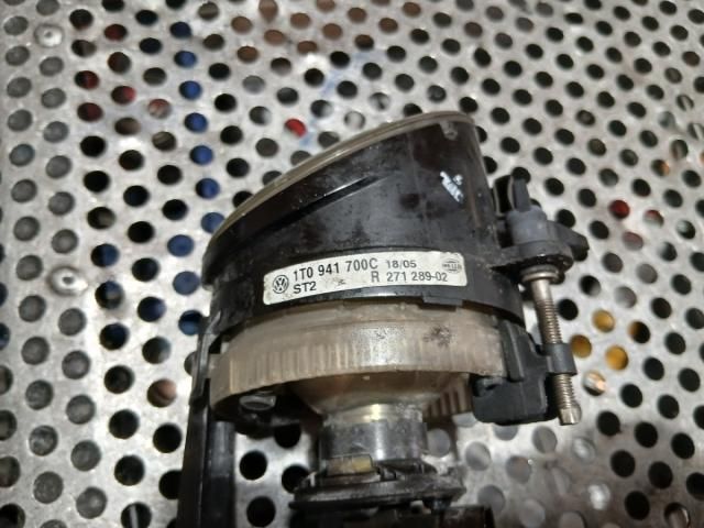 bontott VW GOLF PLUS Bal Ködfényszóró