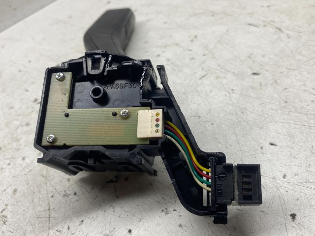 bontott VW GOLF PLUS Bal Kormánykapcsoló Irányjelző