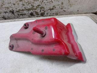 bontott VW GOLF PLUS Bal Sárvédő Oldaltartó