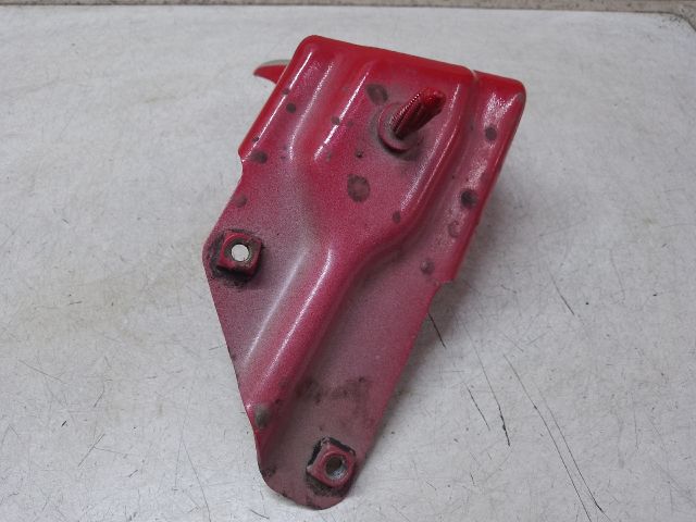 bontott VW GOLF PLUS Bal Sárvédő Oldaltartó