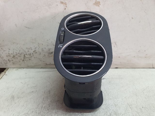 bontott VW GOLF PLUS Bal Szellőző