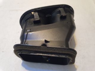 bontott VW GOLF PLUS Bal Szellőző