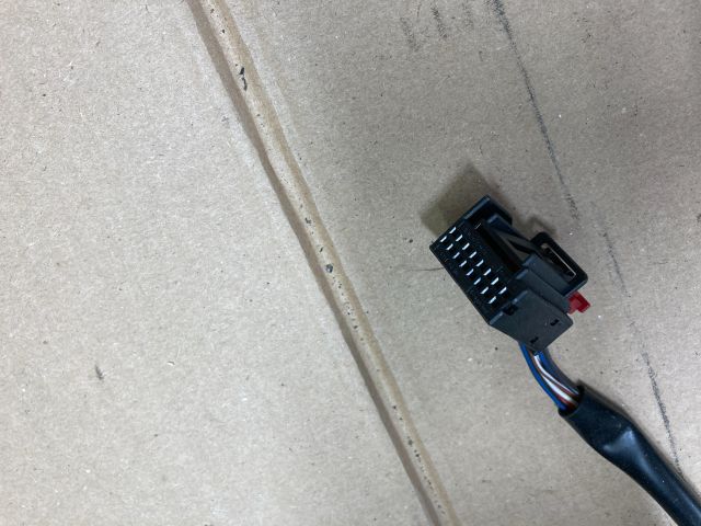 bontott VW GOLF PLUS Bal Visszapillantó Tükör (Elektromos)