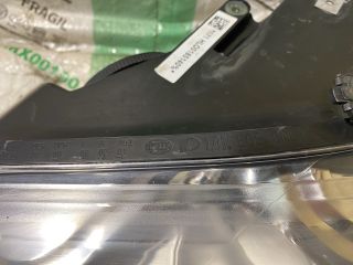 bontott VW GOLF PLUS Bal Xenon Fényszóró