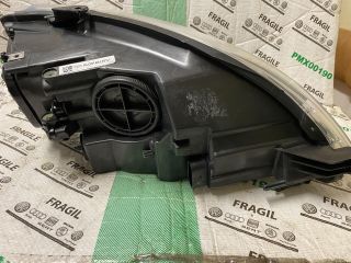 bontott VW GOLF PLUS Bal Xenon Fényszóró