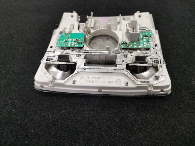 bontott VW GOLF PLUS Beltér Világítás Első