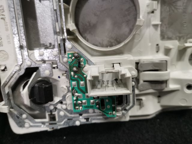 bontott VW GOLF PLUS Beltér Világítás Első