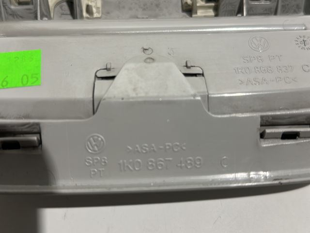 bontott VW GOLF PLUS Beltér Világítás Első