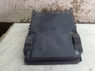 bontott VW GOLF PLUS Biztosítéktábla Fedél