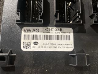 bontott VW GOLF PLUS Biztosítéktábla Utastér