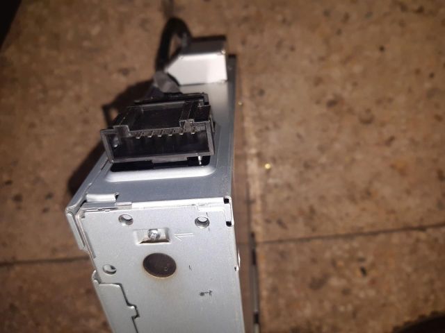 bontott VW GOLF PLUS CD / DVD Tár