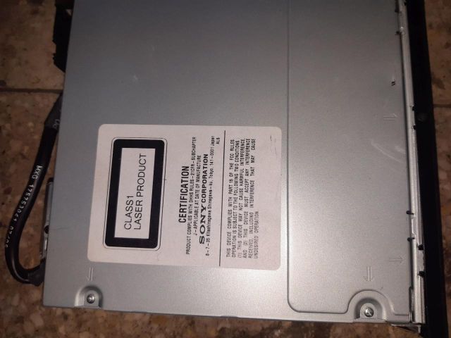 bontott VW GOLF PLUS CD / DVD Tár