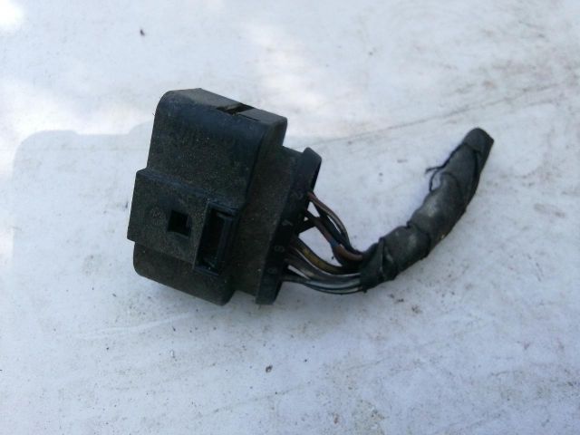 bontott VW GOLF PLUS Csatlakozó