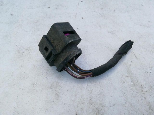 bontott VW GOLF PLUS Csatlakozó