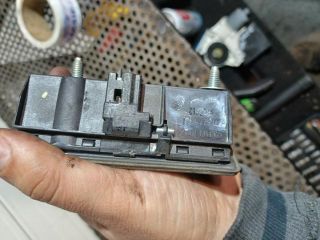 bontott VW GOLF PLUS Csomagtér Nyitó Kar / Gomb