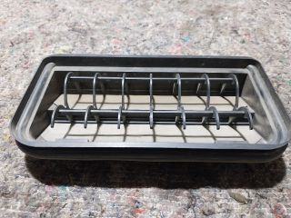 bontott VW GOLF PLUS Csomagtér Szellőző Hátsó