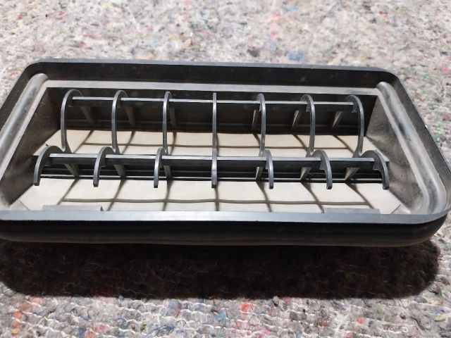 bontott VW GOLF PLUS Csomagtér Szellőző Hátsó