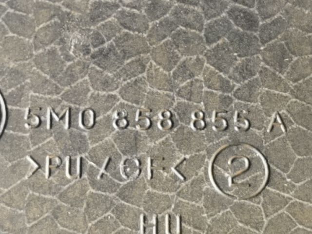 bontott VW GOLF PLUS Csomagtér Tálca