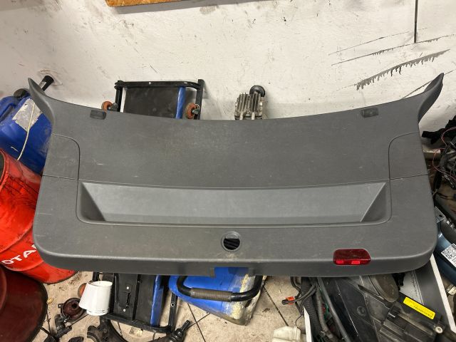 bontott VW GOLF PLUS Csomagtérajtó Kárpit